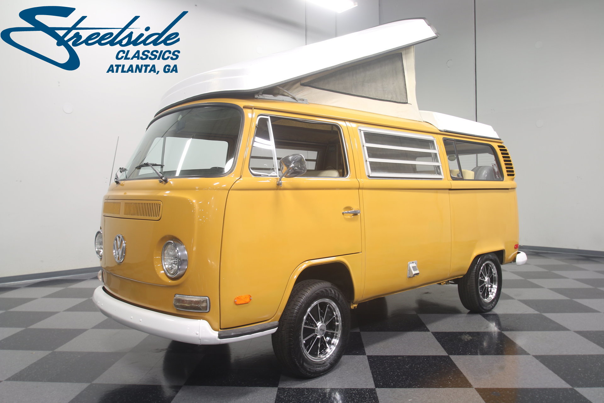 1972 Volkswagen Westfalia Camper | Streetside Classics ...