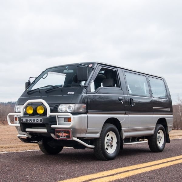 648365dacc9fe hd 1991 mitsubishi delica