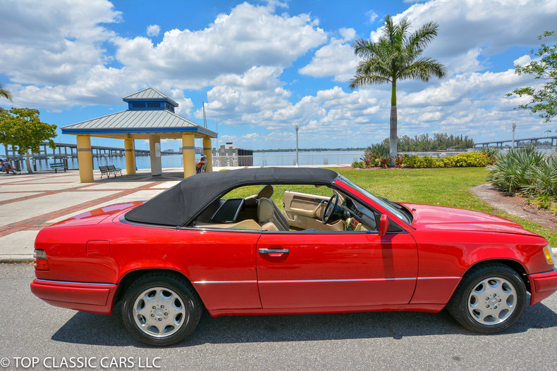 1995 Mercedes-Benz E320