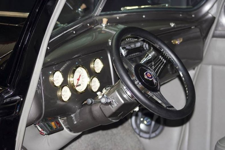1941 Packard 110