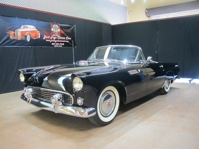 1955 Ford Thunderbird