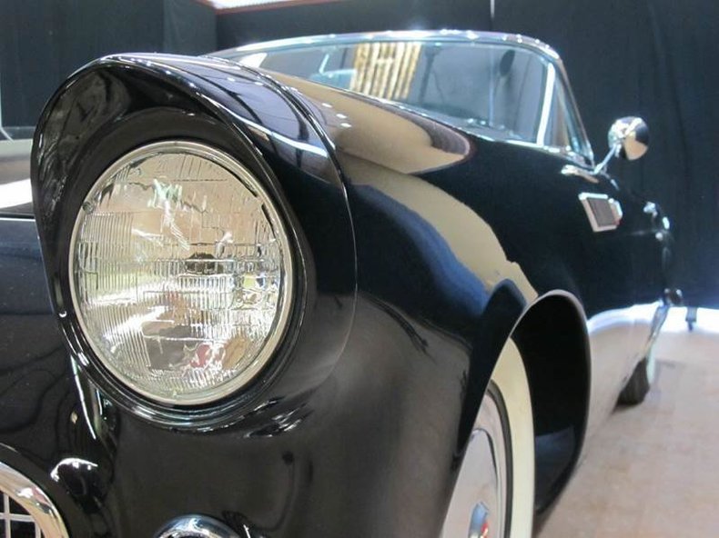 1955 Ford Thunderbird