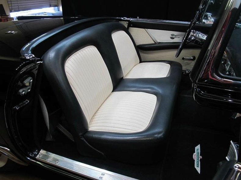 1955 Ford Thunderbird
