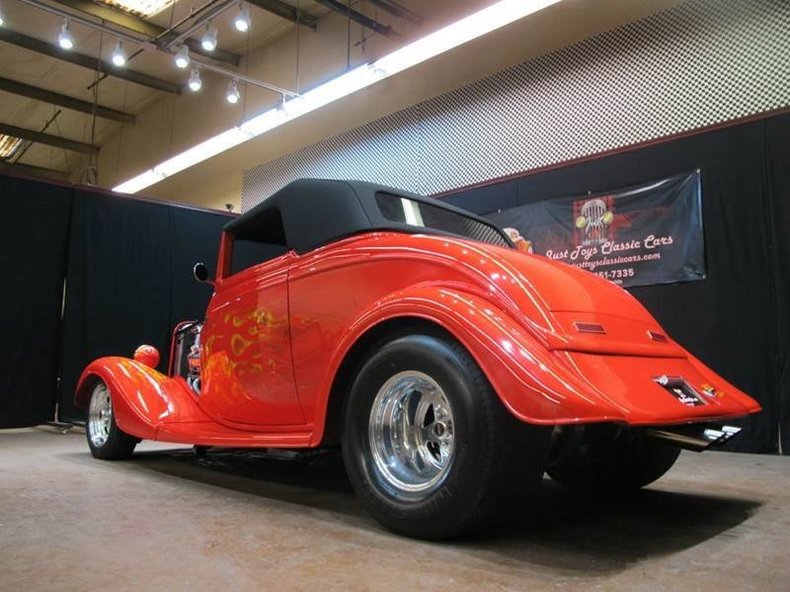 1934 Ford Cabriolet