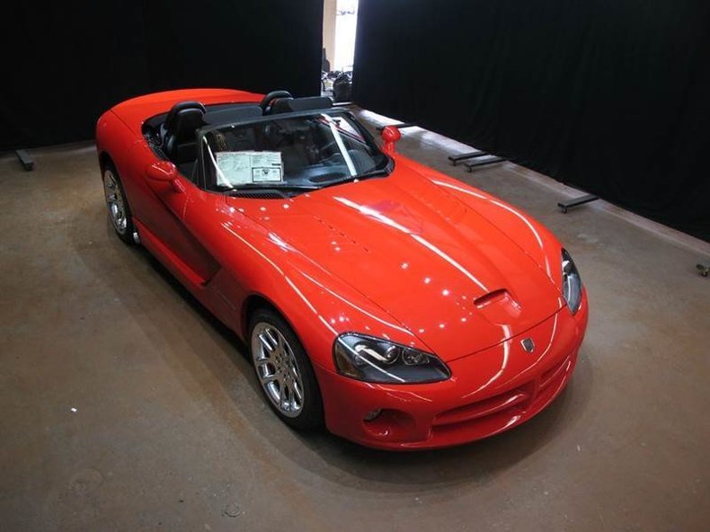 2005 Dodge Viper
