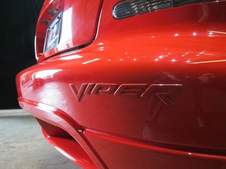 2005 Dodge Viper