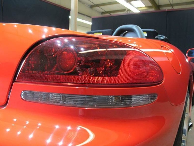2005 Dodge Viper