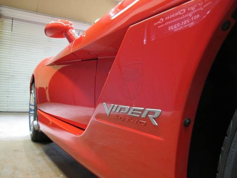 2005 Dodge Viper