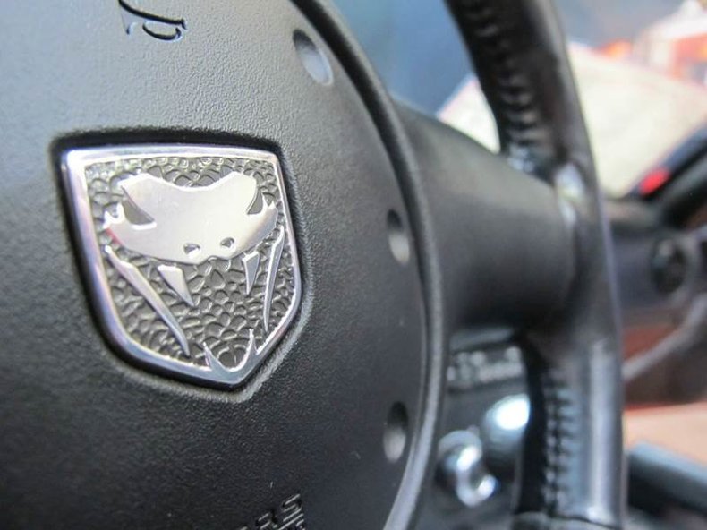 2005 Dodge Viper