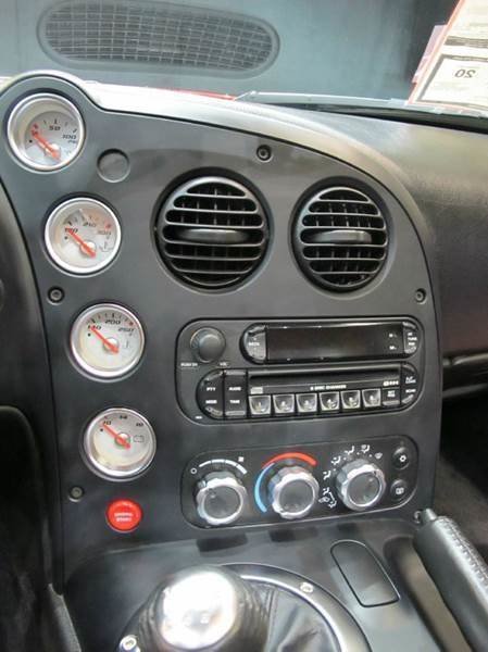 2005 Dodge Viper