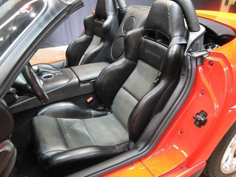 2005 Dodge Viper