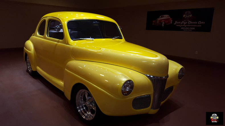 1941 Ford Deluxe