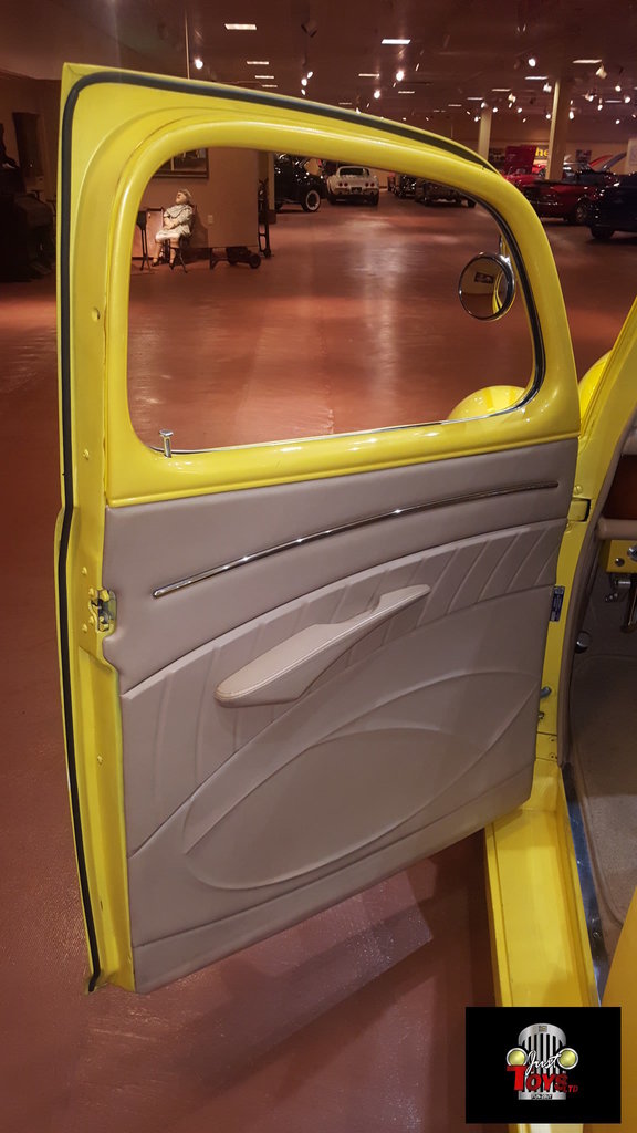 1941 Ford Deluxe