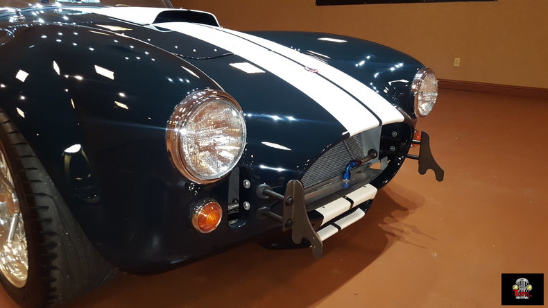 2004 Factory Five Cobra