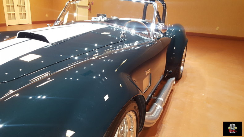 2004 Factory Five Cobra