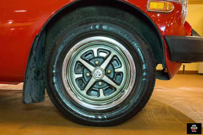 1975 MG MGB