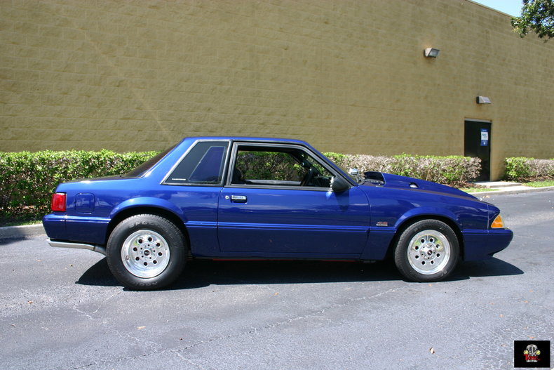 1991 Ford Mustang
