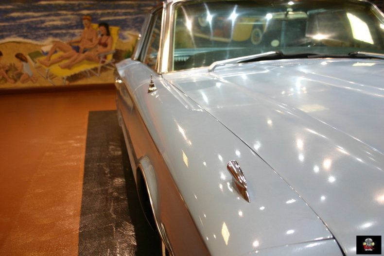 1966 Ford Thunderbird