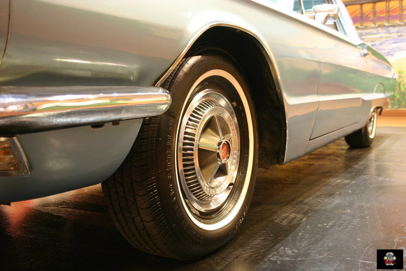 1966 Ford Thunderbird