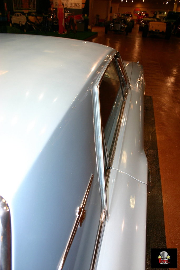 1966 Ford Thunderbird