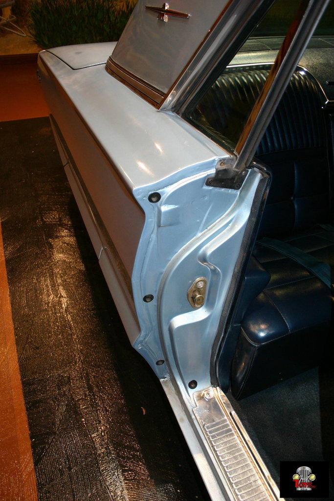 1966 Ford Thunderbird