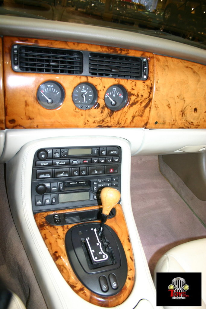 2002 Jaguar XK