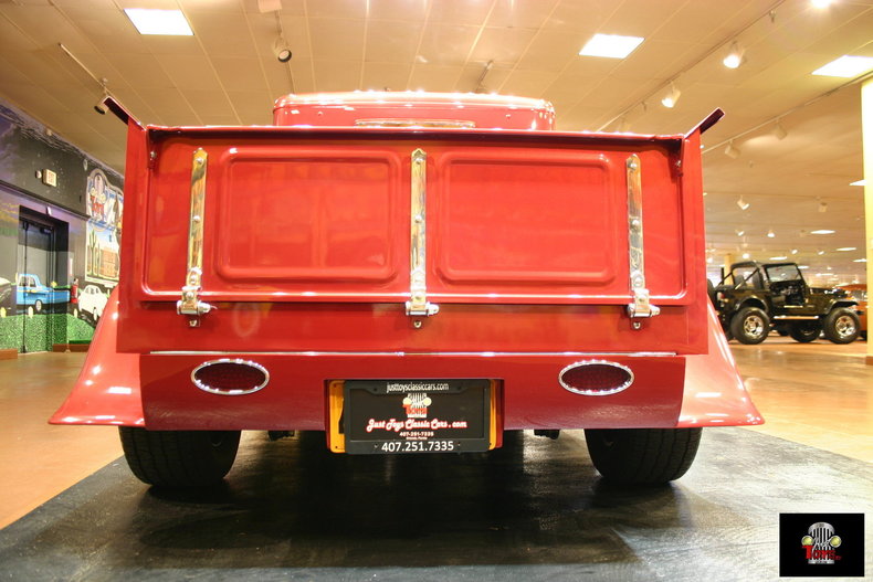 1934 Ford model 46