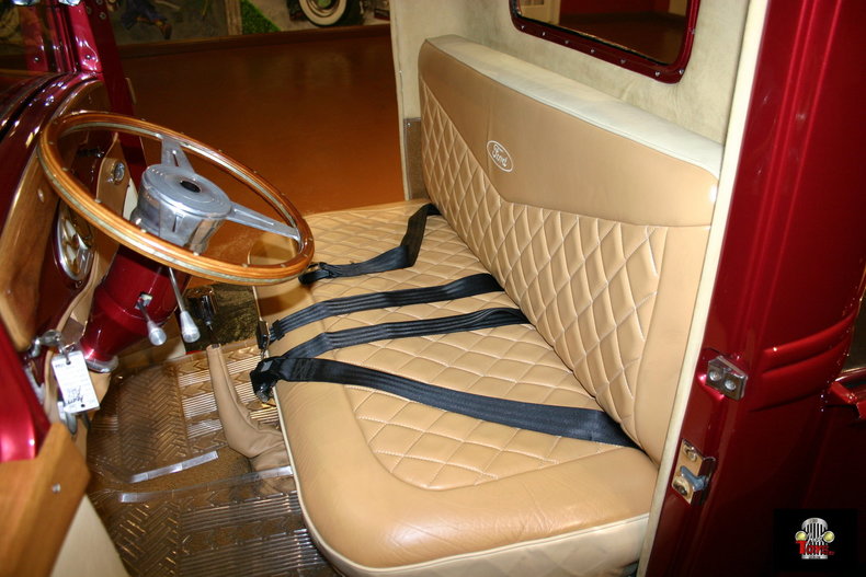 1934 Ford model 46