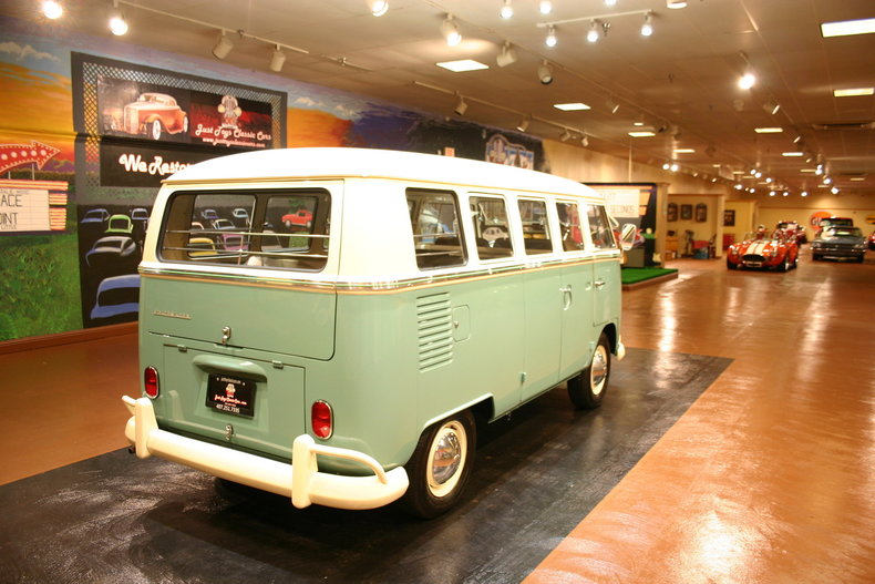 1967 Volkswagen T1 Bus