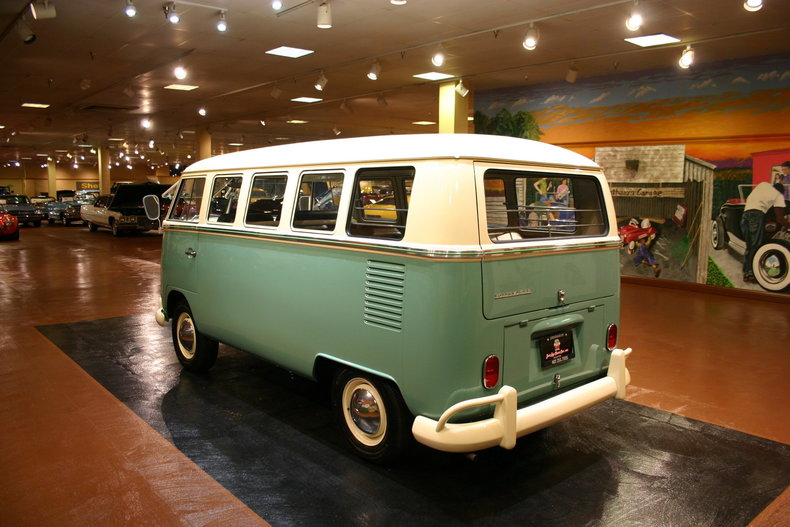 1967 Volkswagen T1 Bus