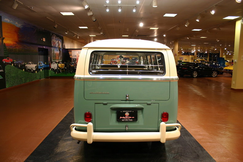 1967 Volkswagen T1 Bus