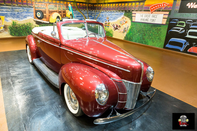 1940 Ford Deluxe