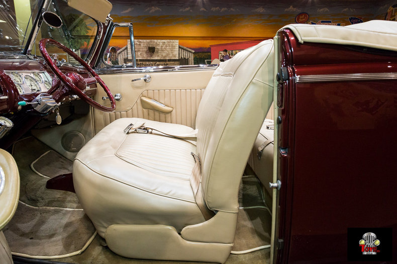 1940 Ford Deluxe
