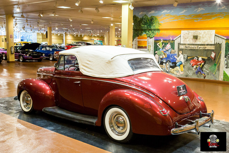 1940 Ford Deluxe