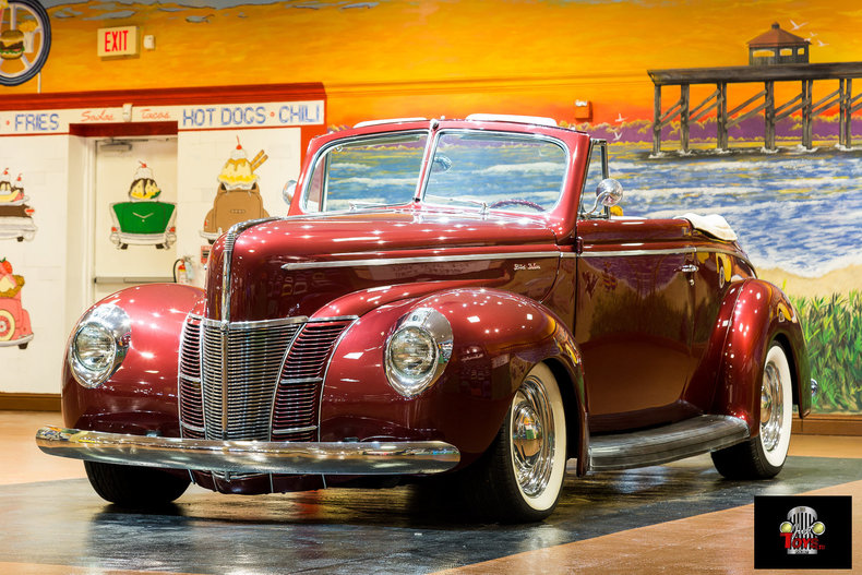 1940 Ford Deluxe