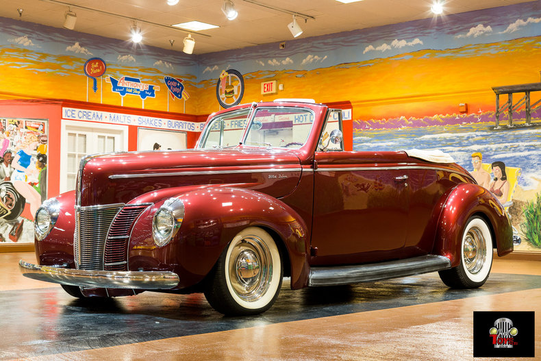 1940 Ford Deluxe