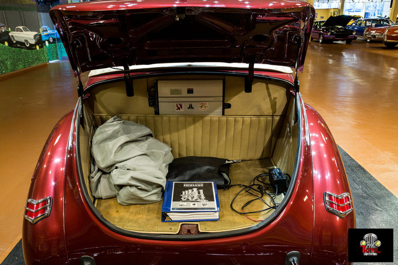1940 Ford Deluxe