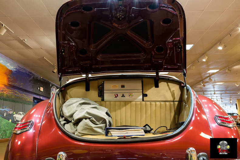 1940 Ford Deluxe