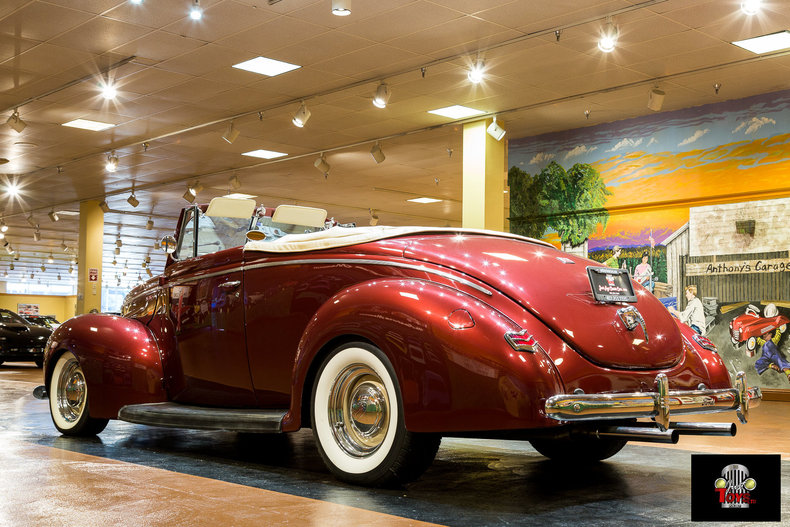 1940 Ford Deluxe