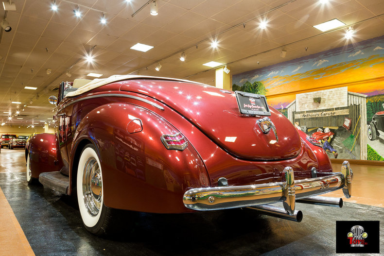 1940 Ford Deluxe