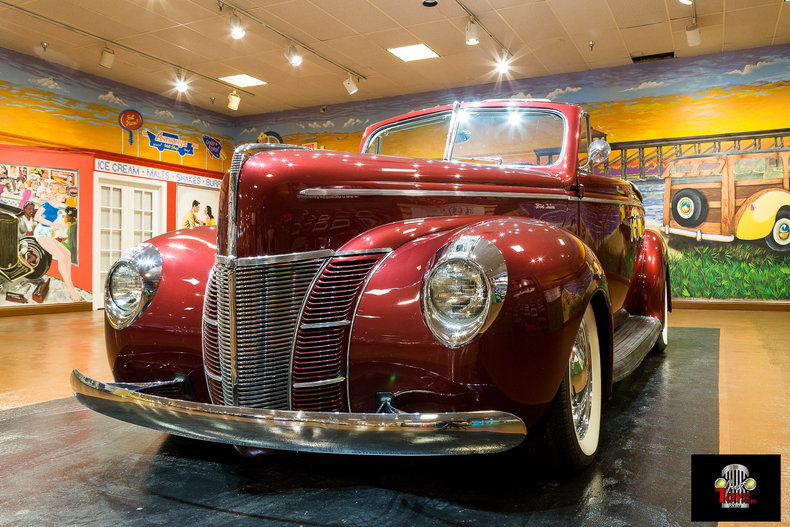 1940 Ford Deluxe