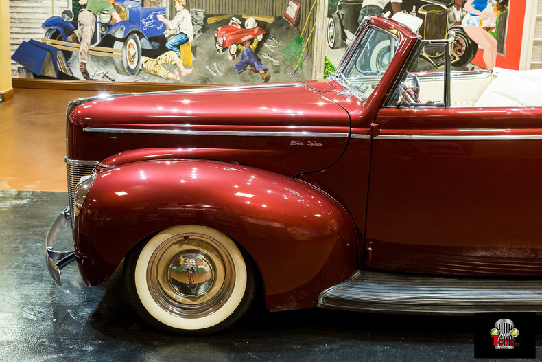 1940 Ford Deluxe