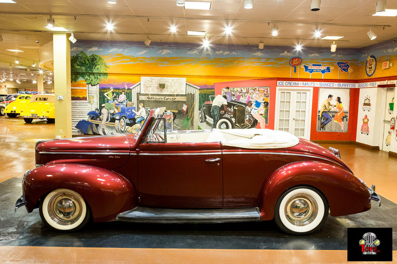 1940 Ford Deluxe