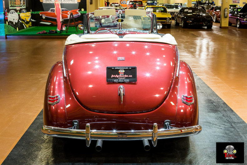 1940 Ford Deluxe