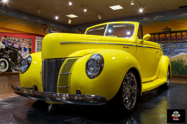 1940 Ford Deluxe