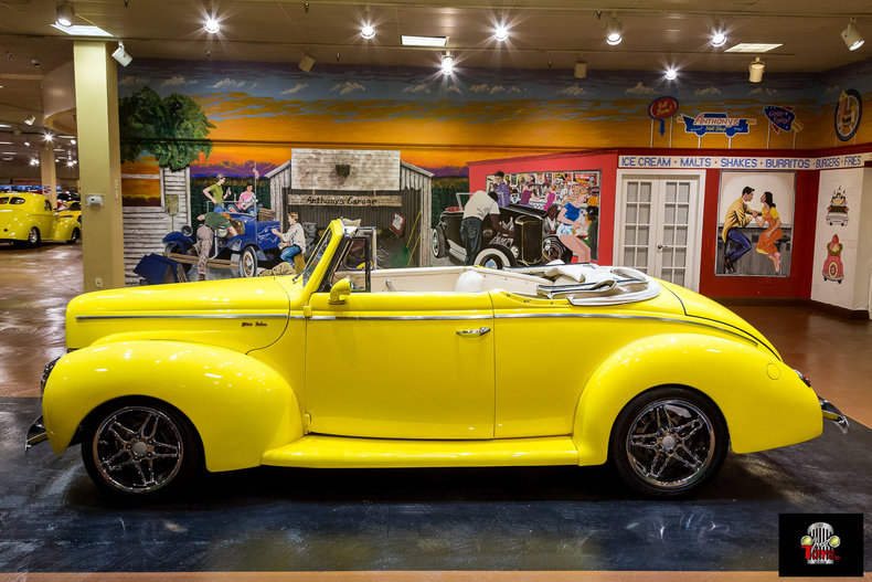 1940 Ford Deluxe