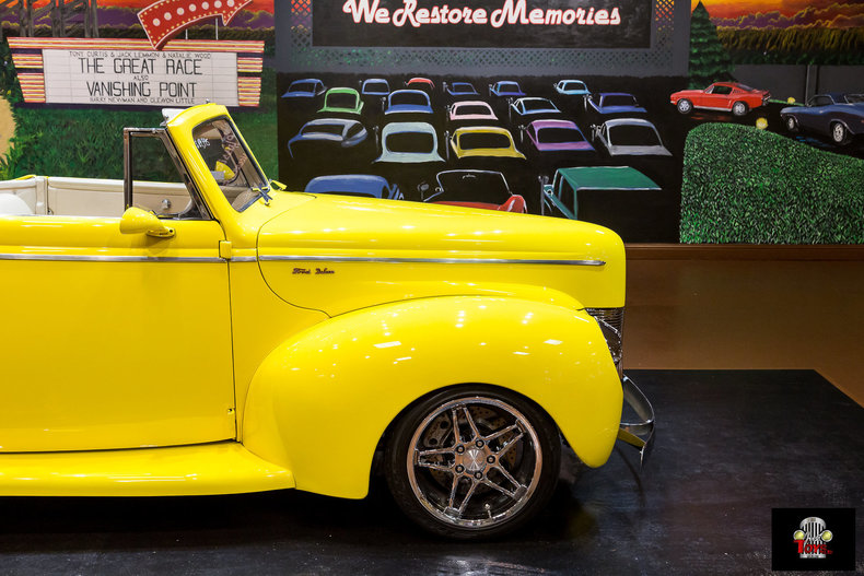 1940 Ford Deluxe