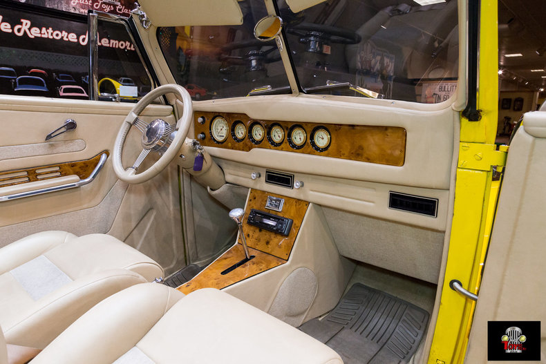 1940 Ford Deluxe