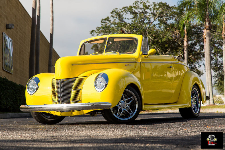 1940 Ford Deluxe
