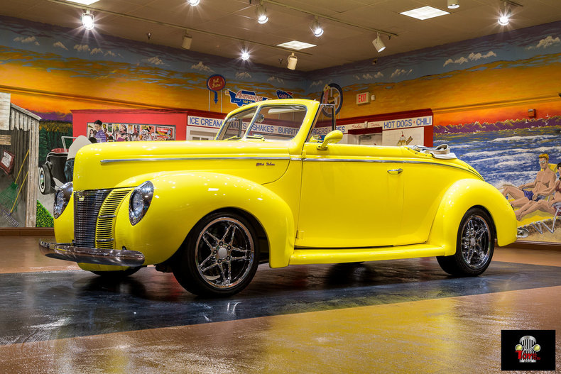 1940 Ford Deluxe